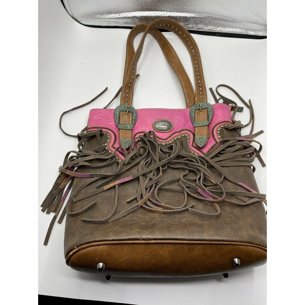 Mountain West bull inlay purse